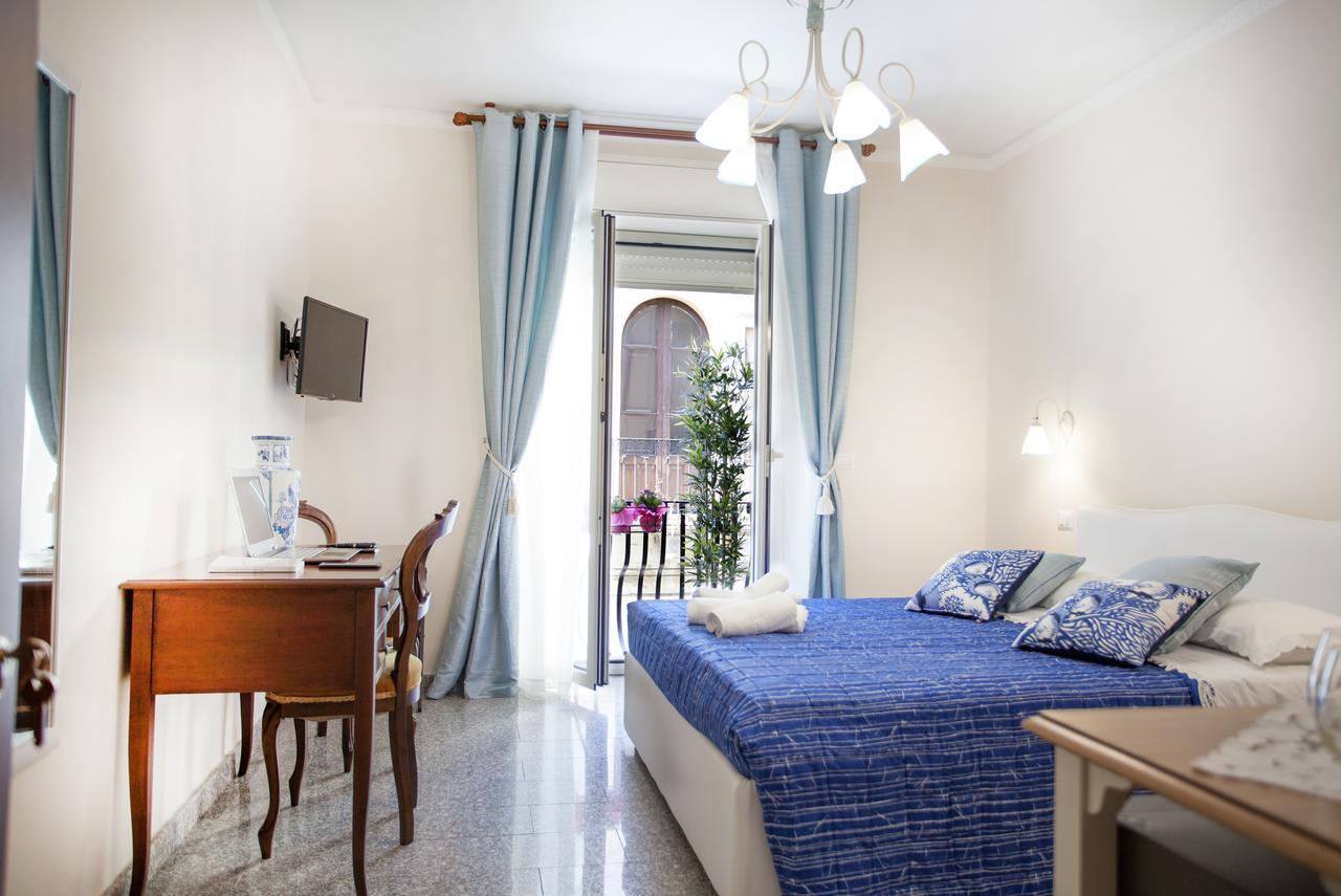 Veronicas Bed & Breakfast 3*